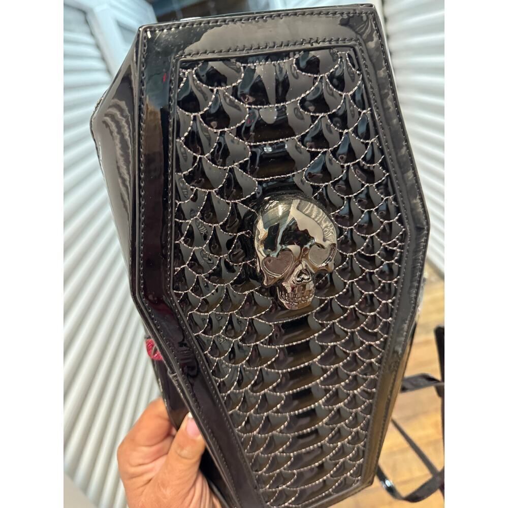 Betsey johnson patent leather kitsch coffin bat to the bone  backpack bag purse - Picture 10 of 16